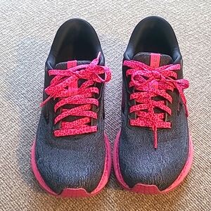 Brooks Trace 2